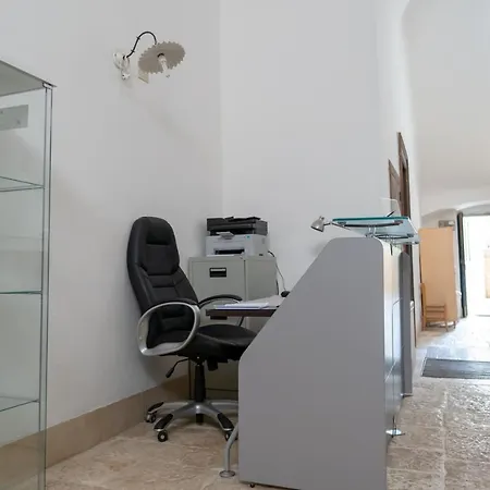 Santi Medici 住宿加早餐酒店 比通托