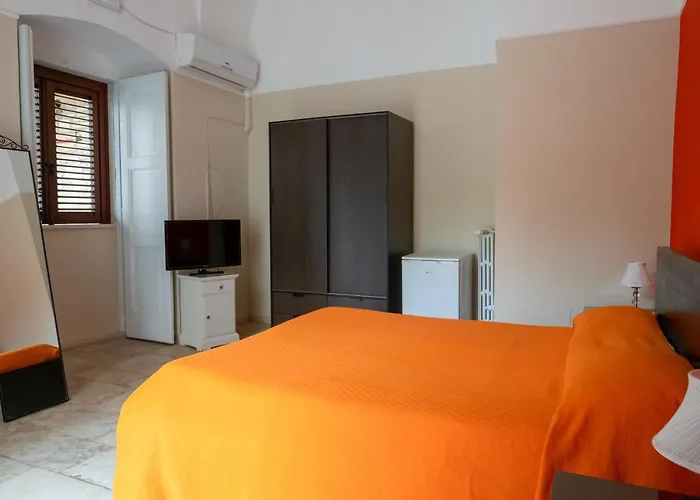 Santi Medici לינה וארוחת בוקר ביטונטו