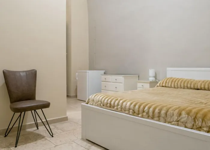 לינה וארוחת בוקר Santi Medici 3*