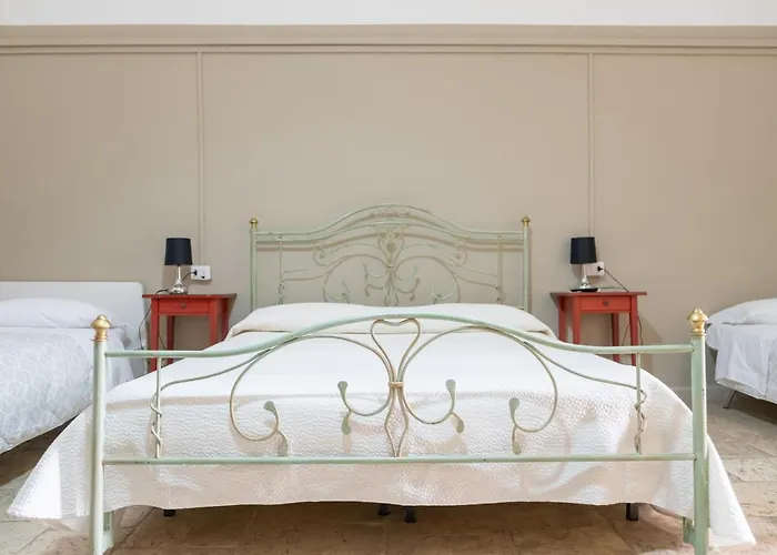 Santi Medici לינה וארוחת בוקר